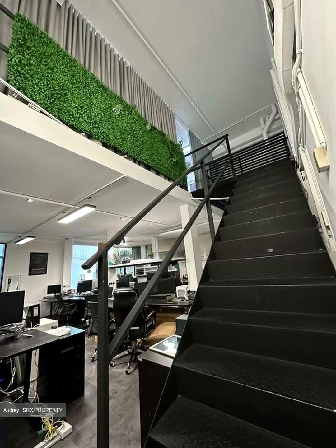 Oxley Bizhub (D14), Office #549022521